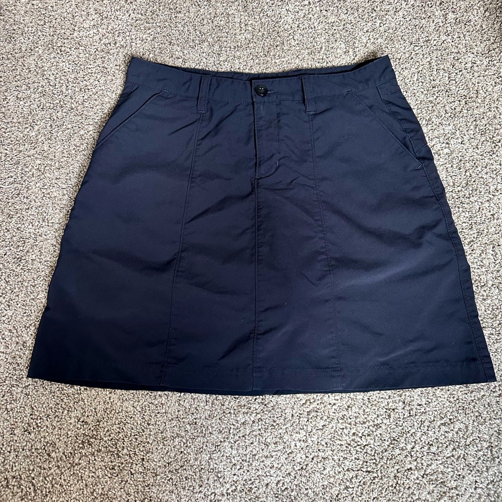 Patagonia black A-line shirt with shorts size 4 8d a1